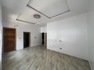 4bdrm Duplex in Ikota Villa for rent