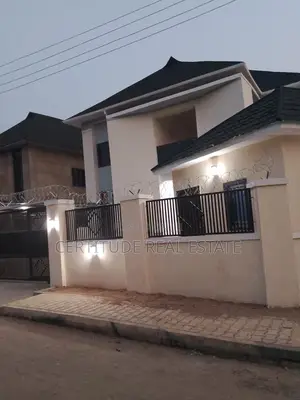 4bdrm Duplex in Admiratty Estate, Abuja (FCT) for rent