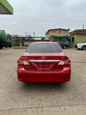 Toyota Corolla 2013 Red