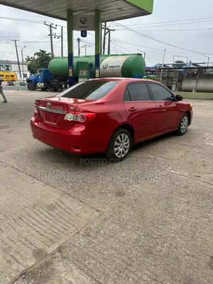 Toyota Corolla 2013 Red
