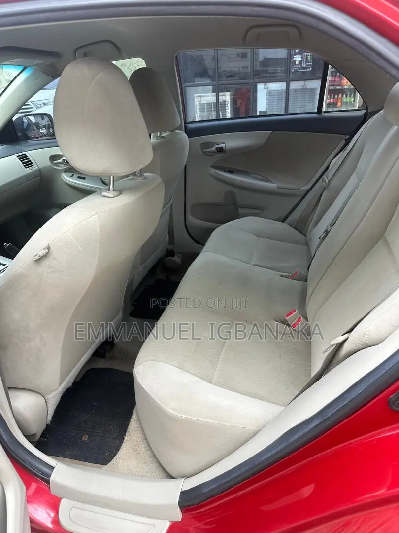 Toyota Corolla 2013 Red