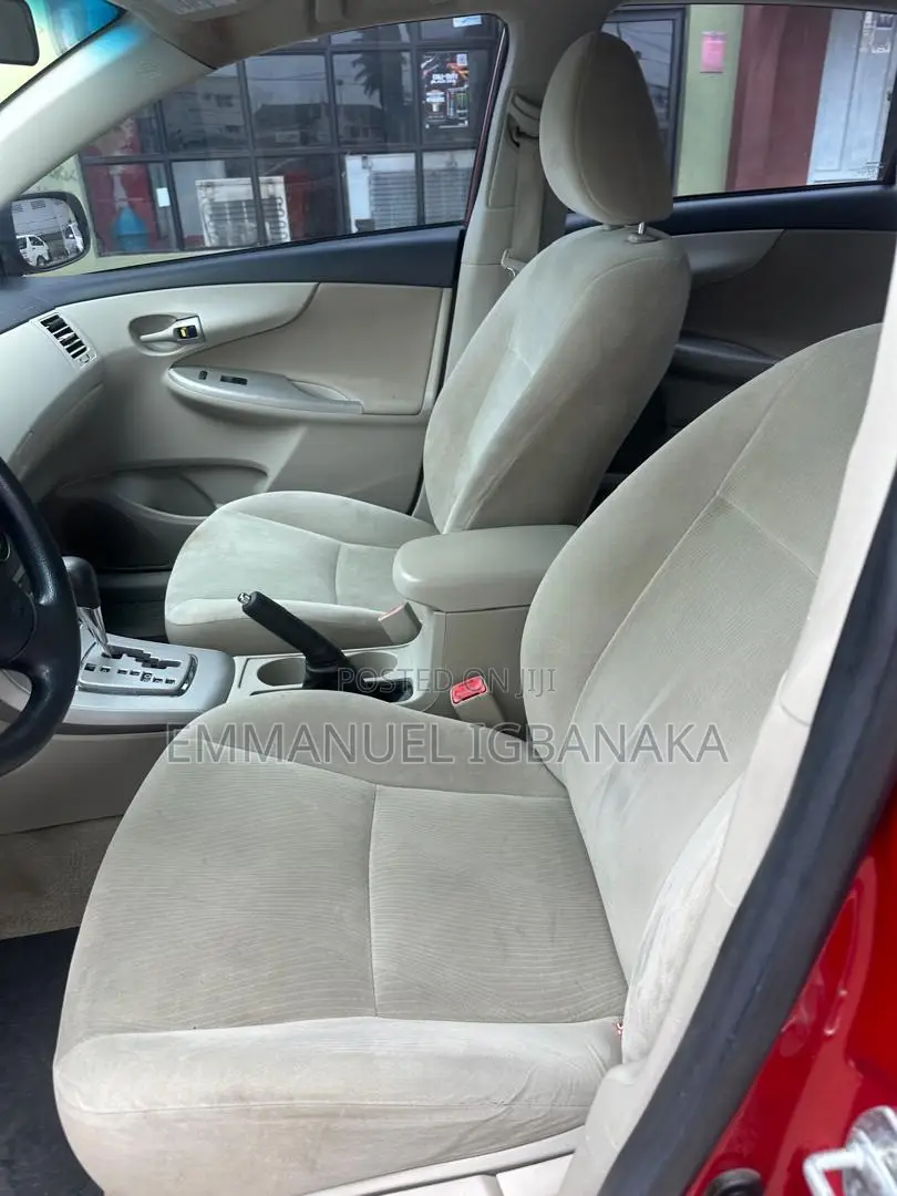 Toyota Corolla 2013 Red