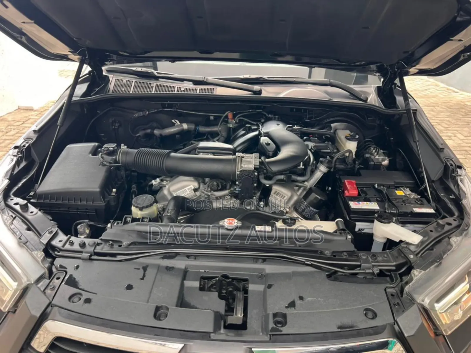 Toyota Hilux 2025 Black