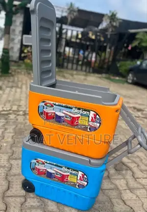 30l Blossom Insulated Ice Chest Cooler Box With Wheels Handle