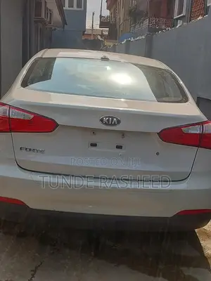 Kia Forte LX Sedan 2015 White