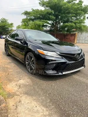 Toyota Camry XSE FWD (2.5L 4cyl 8AM) 2018 Black