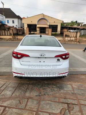Hyundai Sonata Sport 2.0T 4dr Sedan (2.0L 4cyl Turbo 6A) 2015 White