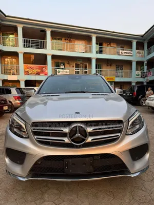 Mercedes-Benz GLE-Class GLE 400 4MATIC 2018 Gray