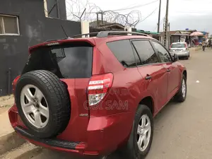 Toyota RAV4 2012 Red