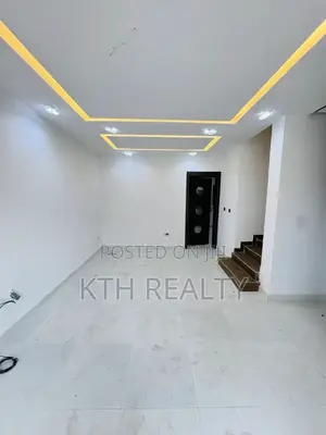 4bdrm Duplex in Off Freedom Way, Lekki Phase 1 for rent