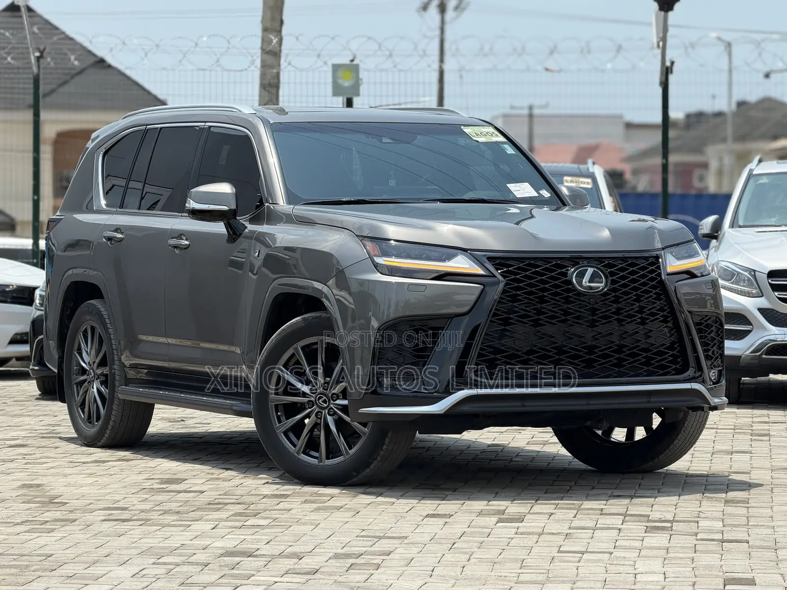 Lexus LX 600 2022 Gray