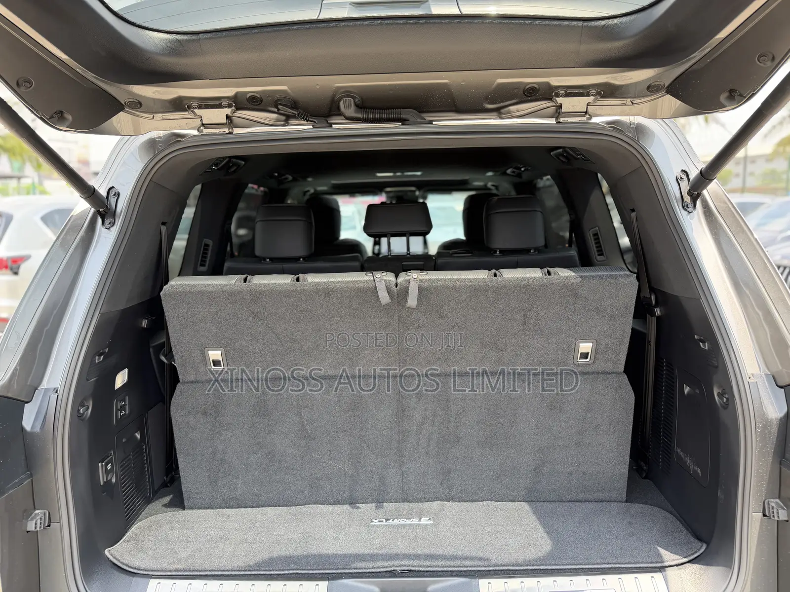 Lexus LX 600 2022 Gray