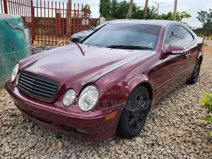 Mercedes-Benz CLK 2006 Red