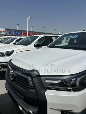 New Toyota Hilux 2025 White