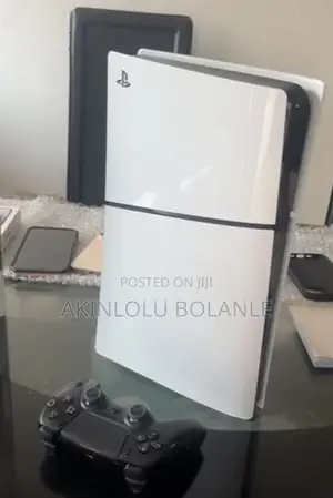 Play Station Slim