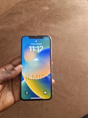 Apple iPhone X 64 GB White
