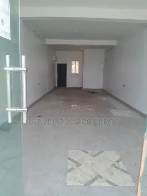 Big Shops / Showrooms/ Spaces