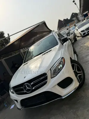 Mercedes-Benz GLE-Class AMG GLE 43 4MATIC 2017 White