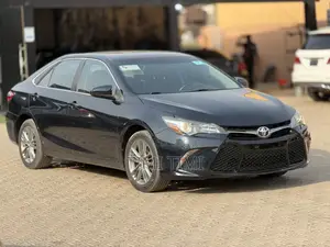 Toyota Camry SE 4dr Sedan (2.5L 4cyl 6A) 2016 Gray