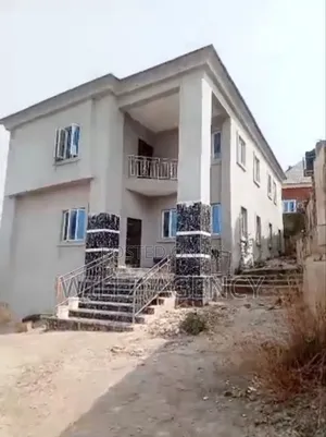 4bdrm Duplex in Winners, Enugu for sale