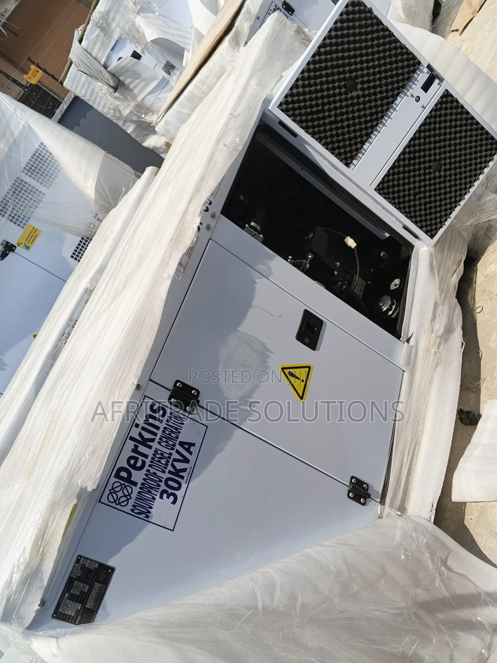 30kva Perkins Enclosed Heavy-duty Generator
