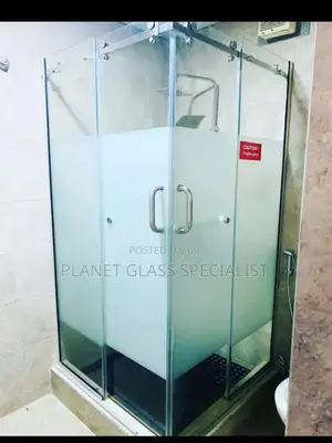Glass Specialist