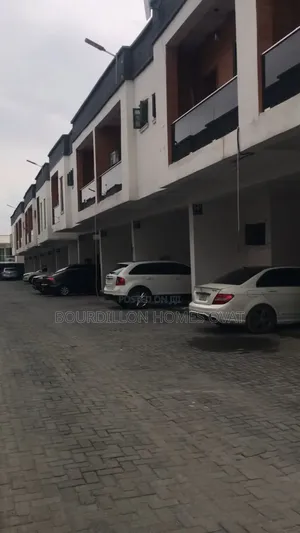 4bdrm Duplex in Ikota Villa Estate for rent