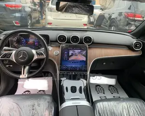 Mercedes-Benz C300 2024 Black