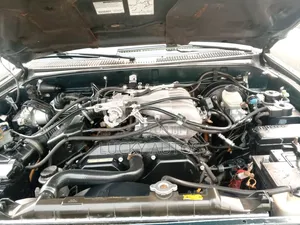 Toyota 4-Runner 2001 Green