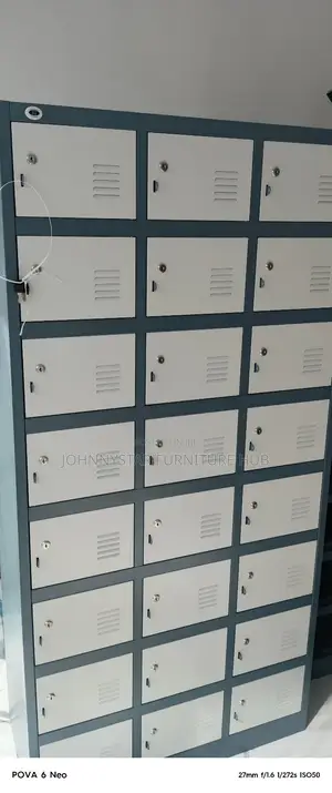 Johnnystar 24 Doors Metal Lockers