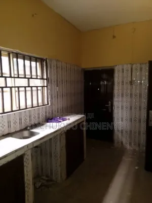 2bdrm Apartment in Psychiatric Road,, Port-Harcourt for rent