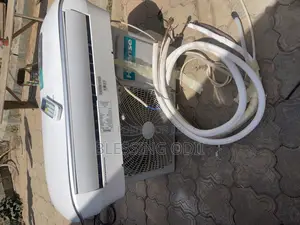 Hisense 1.5hp Low Voltage Ac 7months Use With Accessories
