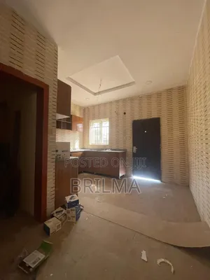 4bdrm Duplex in Life Camp for rent