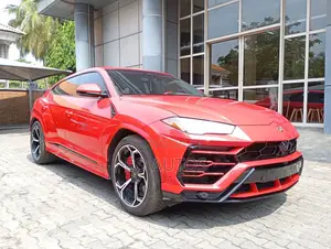 Lamborghini Urus 2021 Red