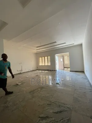 4bdrm Duplex in Life Camp for rent