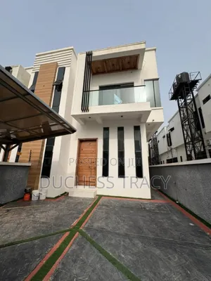 4bdrm Duplex in Ikota for sale
