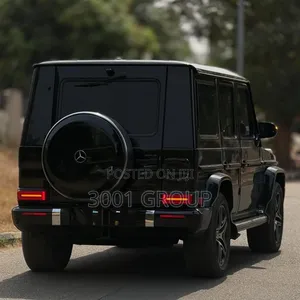 Mercedes-Benz G-Class G63 AMG 4dr SUV 4WD (5.5L 8cyl Turbo 7A) 2015