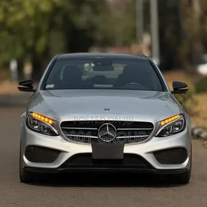 Mercedes-Benz C300 2018 Silver