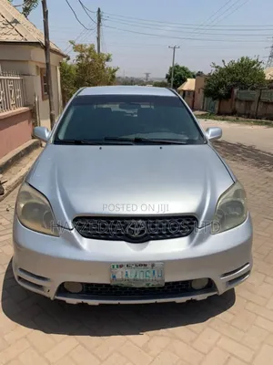 Toyota Matrix Standard FWD (1.8L 4cyl 5M) 2003 Silver