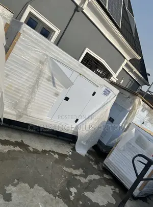 Perkins, 200kva Soundproof England Generator