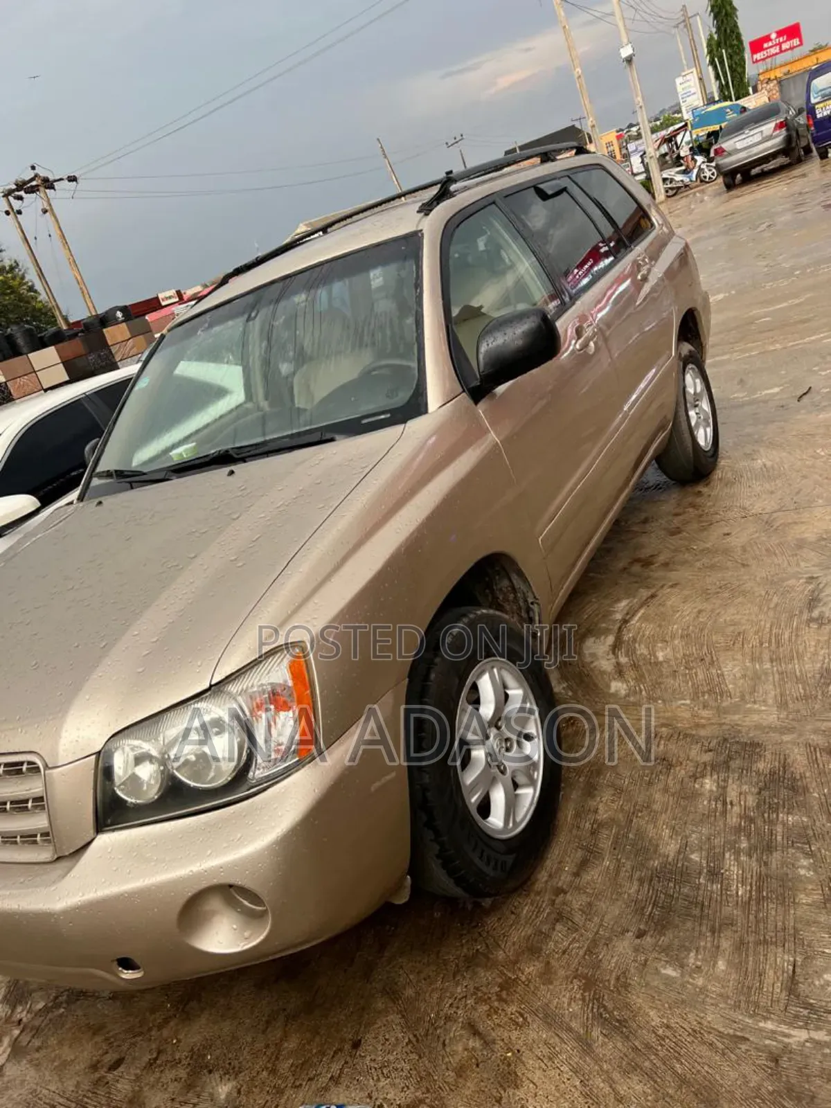 Toyota Coaster 2004 Gold
