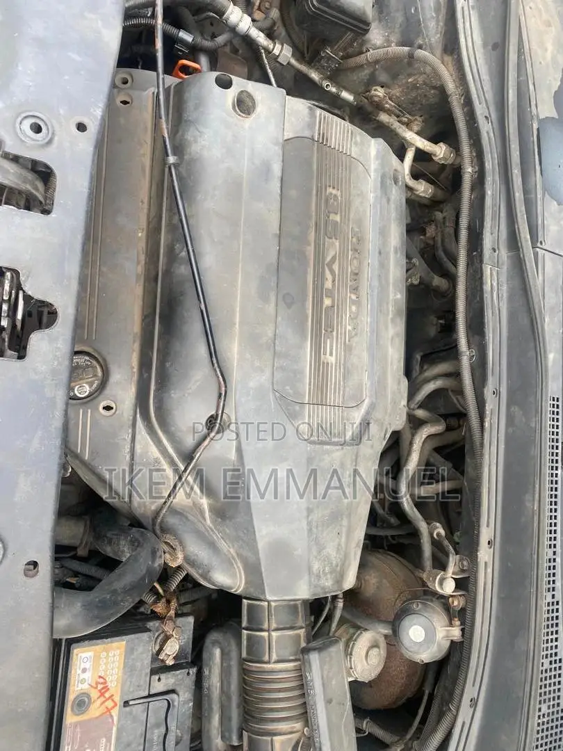 Honda Pilot 2004 Gray