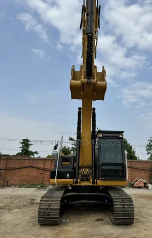 Excavator For Rent
