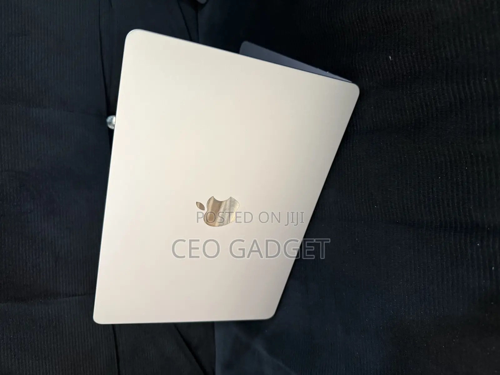 Laptop Apple MacBook Air 2022 M2 8GB Apple M2 SSD 256GB
