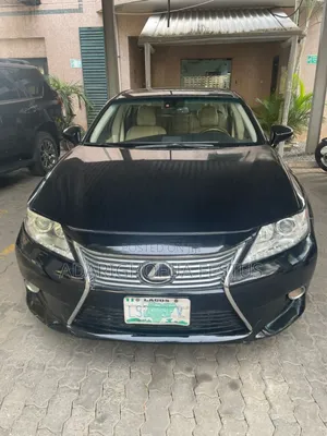 Lexus ES 2014 Black