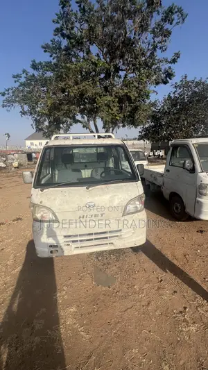Daihatsu Hijet 2012 White