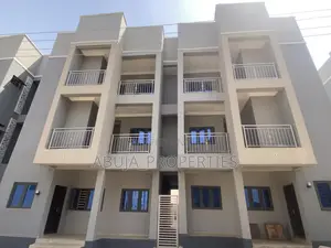 4bdrm Duplex in In A Secured Estate, Idu for rent