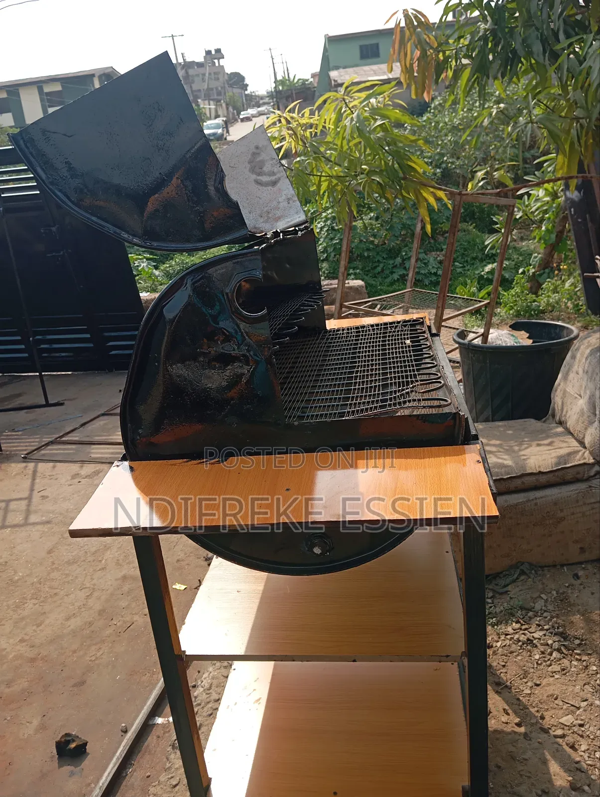 Quality BBQ Stand