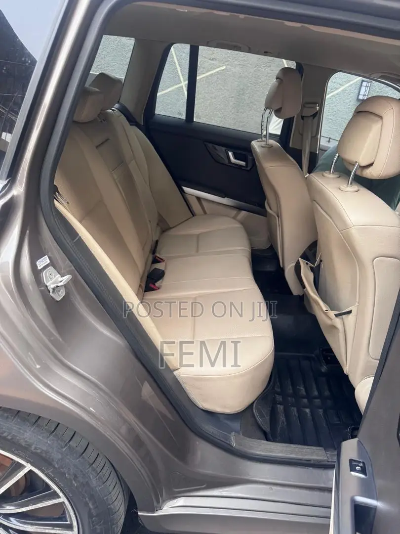 Mercedes-Benz GLK-Class 350 4MATIC 2014 Gray
