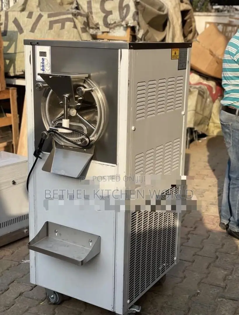 Standing Hard Ice Cream Machine